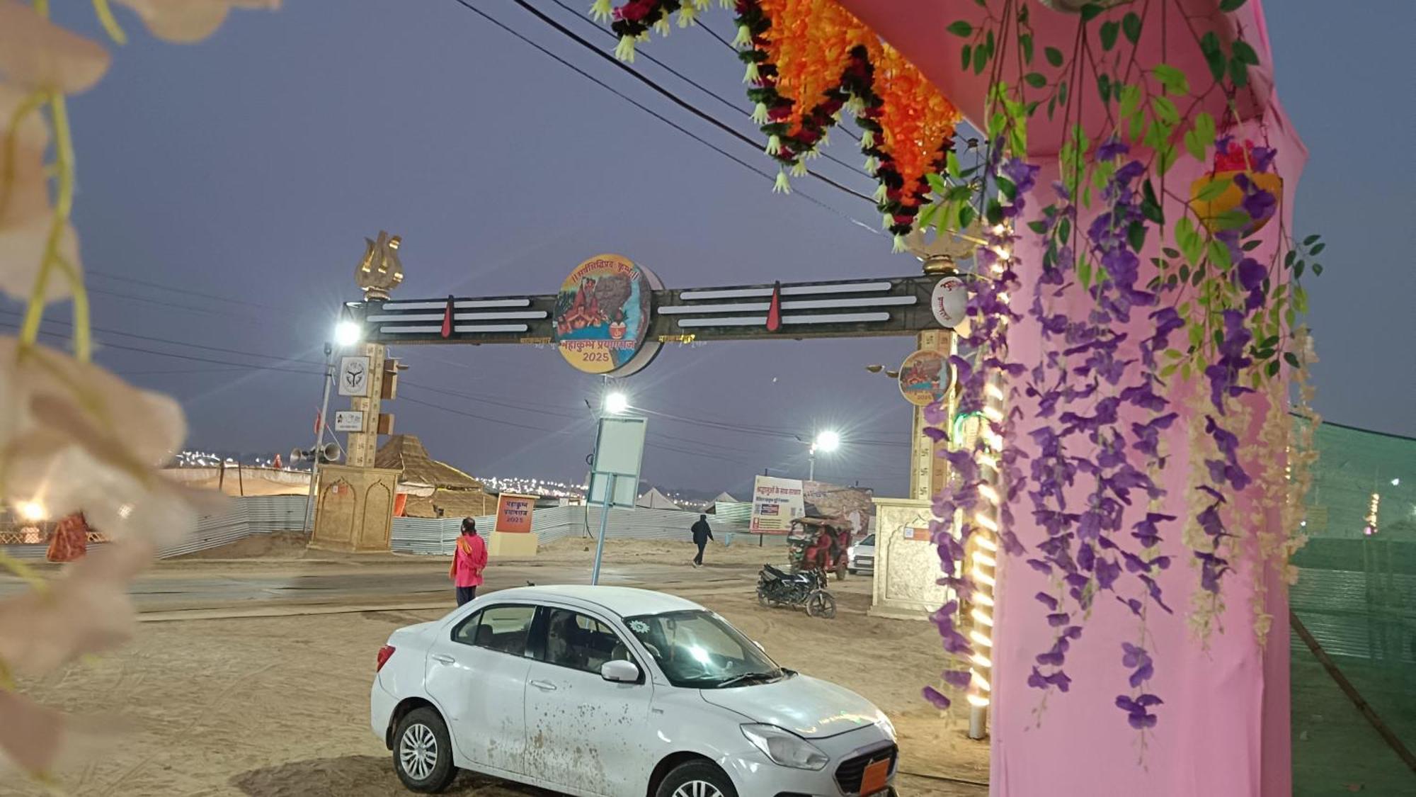 Mahakumbh Luxury Cottage Prayagraj Exterior foto